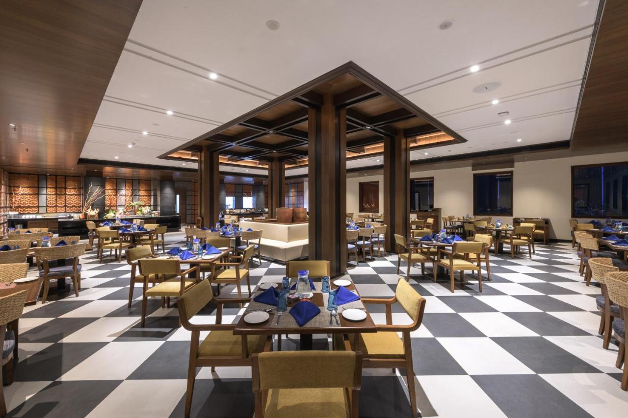 Club Mahindra Ashtamudi Otel Nīndakara Dış mekan fotoğraf