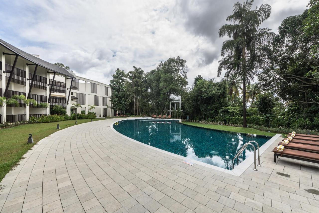 Club Mahindra Ashtamudi Otel Nīndakara Dış mekan fotoğraf