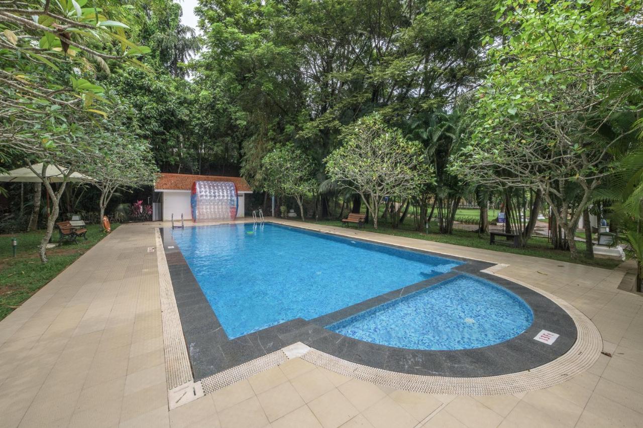 Club Mahindra Ashtamudi Otel Nīndakara Dış mekan fotoğraf