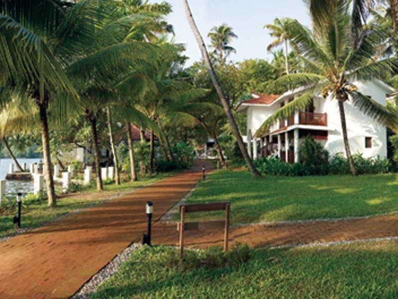 Club Mahindra Ashtamudi Otel Nīndakara Dış mekan fotoğraf