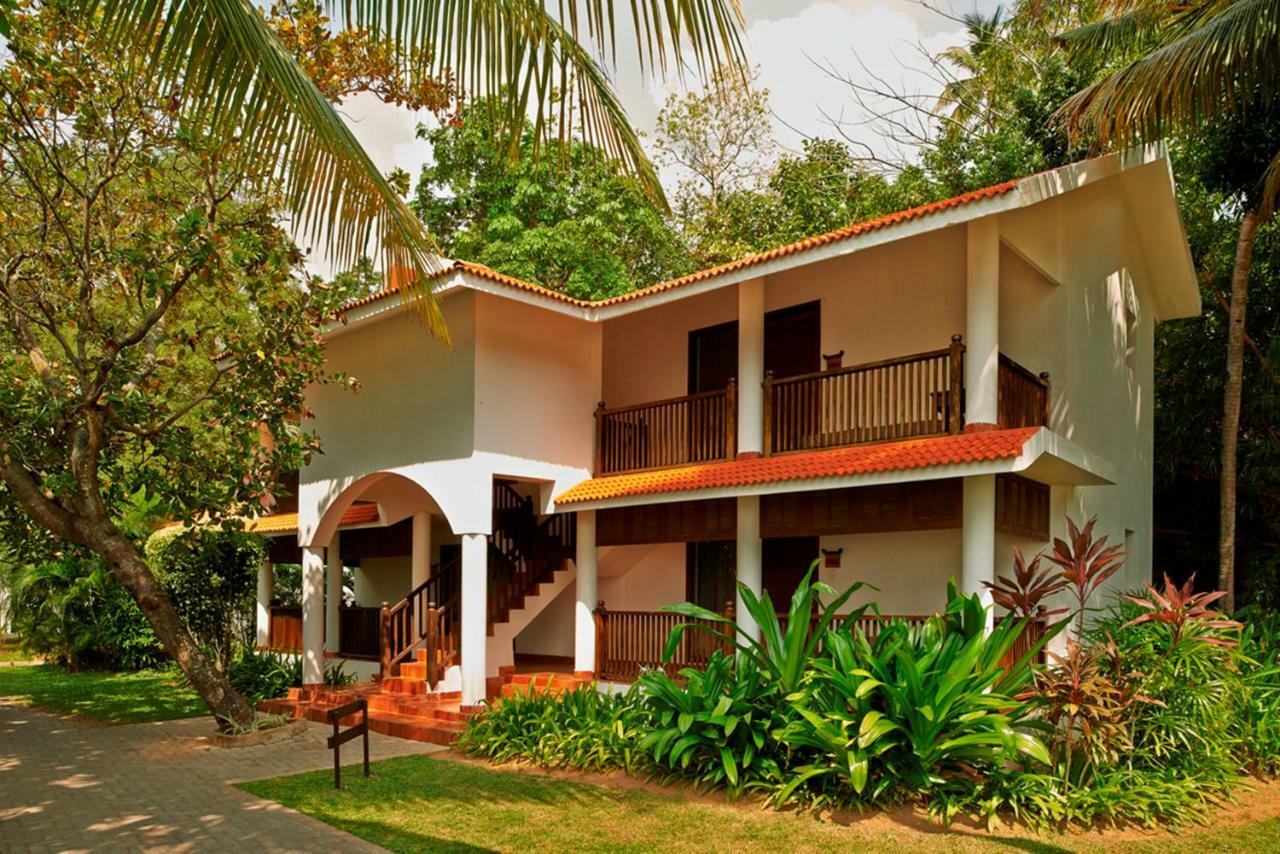 Club Mahindra Ashtamudi Otel Nīndakara Dış mekan fotoğraf